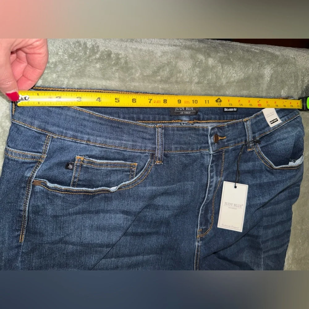 Judy Blue Dark Wash Jeans - Picture 8 of 9